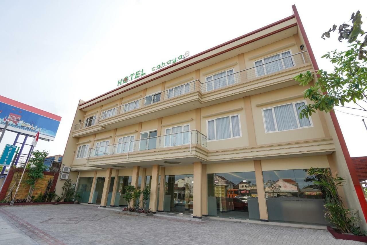 Oyo 1330 Hotel Cahaya 3 Surabaya Eksteriør bilde