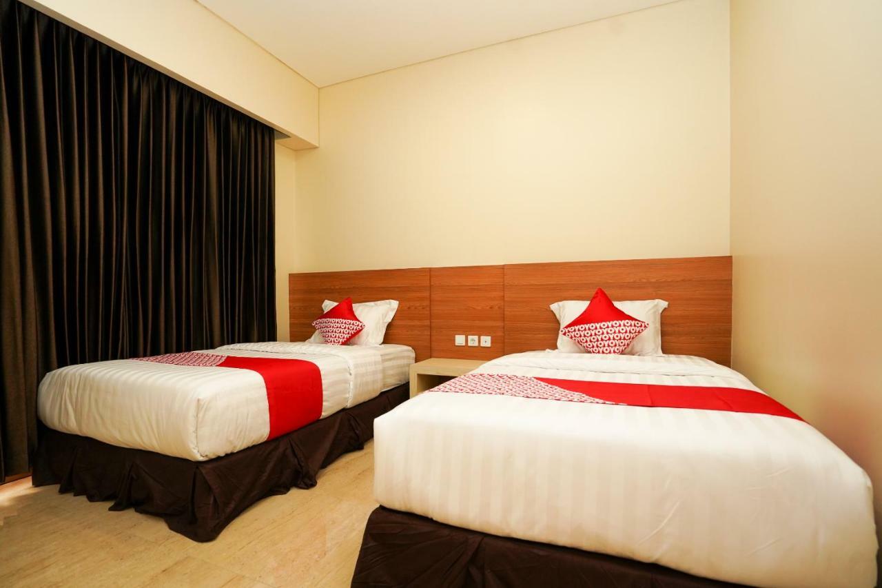 Oyo 1330 Hotel Cahaya 3 Surabaya Eksteriør bilde